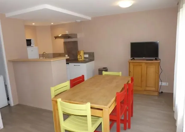 8 En Auvergne Au Puy Mary Avec Activites De Plein Air Holiday home