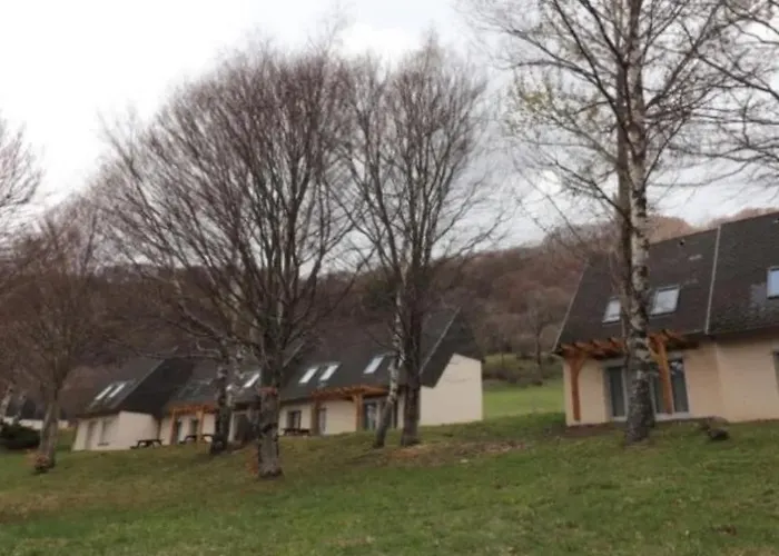 8 En Auvergne Au Puy Mary Avec Activites De Plein Air *